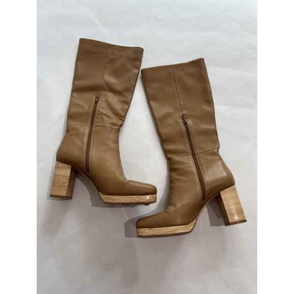 Song of Style Nineties Boot in Tan - Picture 7 of 8